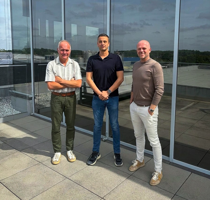 V.l.n.r.: Roel Buelens (CEO Bumaco Group) – Dieter Ballet (B-Cool) – Rob Engelen (COO Bumaco Group)